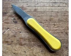 1 Oyster LE BEC Knife - Oyster Shell Handle - Color : Yellow - Florinox - Thiers